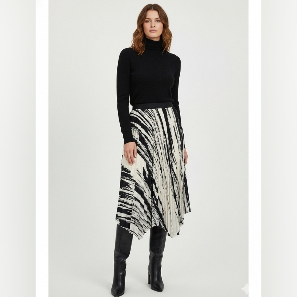 {Express} NWR Black and White Assymetrical Pleated Skirt - Size XL/XXL
